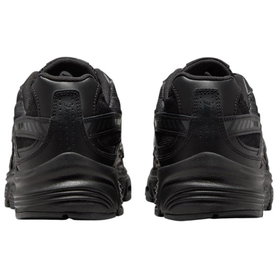Nike Initiator